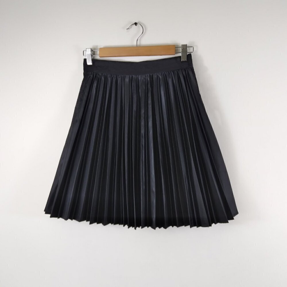 Nanette Lepore Black Satin (Poly) Accordion Pleated Skater Skirt Vintage Sz 6/S - Picture 6 of 6